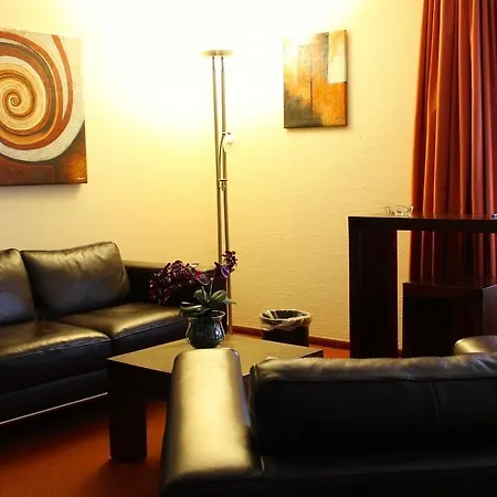 Отель Donnersberg